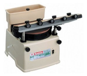 Makita 9820-2 1.1 amp Horizontal Wheel Wet Blade Sharpener